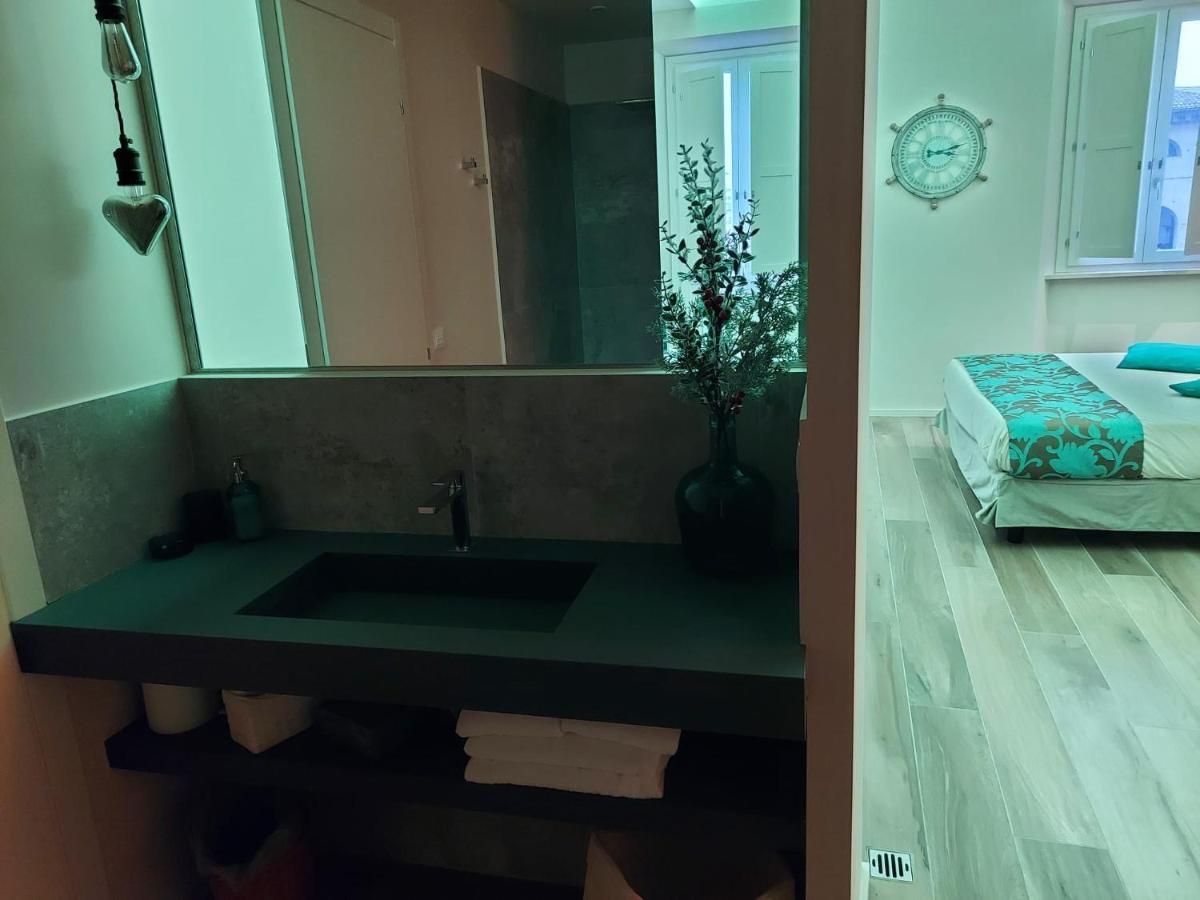 La Romantica Camere E Wellness เซนีกัลเลีย ภายนอก รูปภาพ