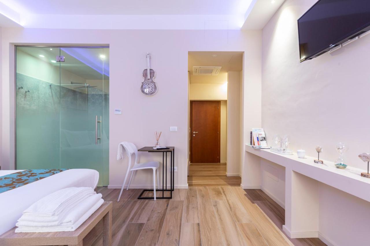 La Romantica Camere E Wellness เซนีกัลเลีย ภายนอก รูปภาพ